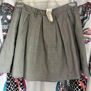 Hot Topic M Glen Plaid Pleated Skirt Brand New With Tags Size Medium NWT NEW